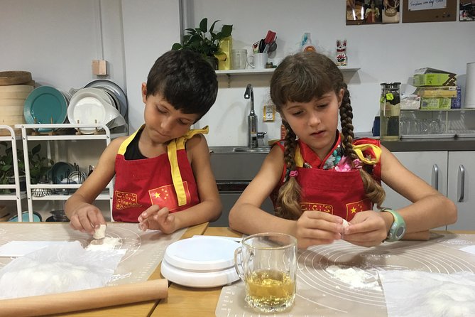 2.5hrs Chinese Kitchen Cooking Class: Xiaolongbao Soup Dumplings - Cooking Two Ways: Steamed and Pan-Fried Dumplings