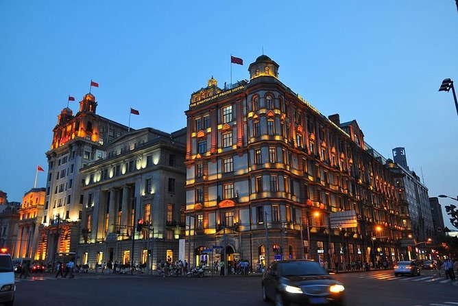 3-Hour Shanghai Bund Swift Tour with River Cruise or Skyscraper - Private guide + hotel pickup: the real reason it feels smooth