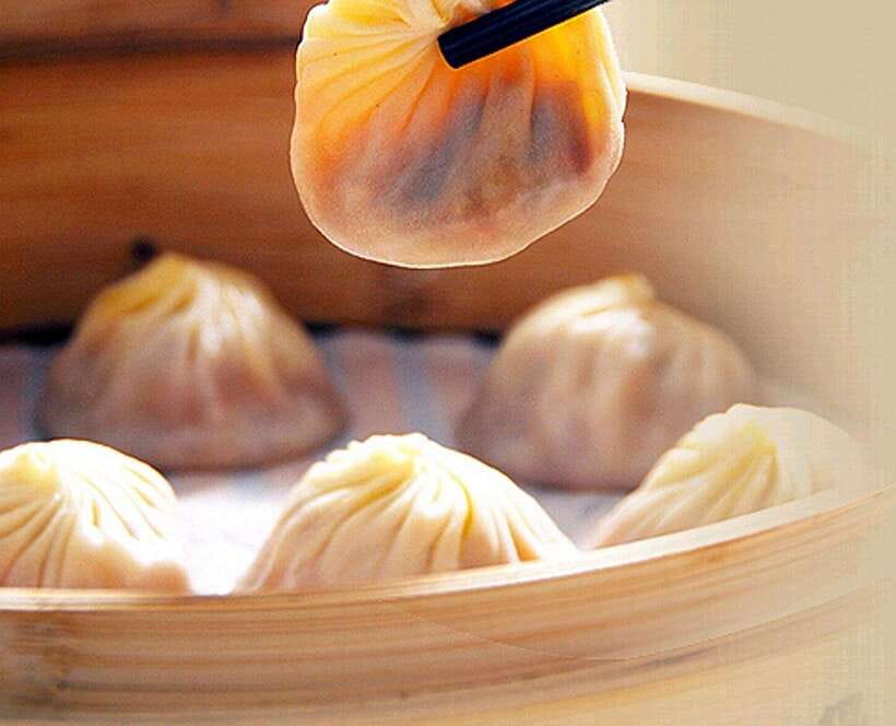 3-Hour Shanghai Street Food Tasting & Old Town Private Tour - Pickup and Getting Around: Downtown Hotel, Uber or Mini Van