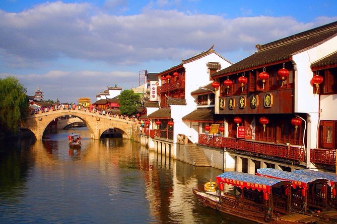 4-Hour Qibao Ancient Water Town Private Tour with Metro Experience - Why Qibao Water Town Still Feels Worth Your Time