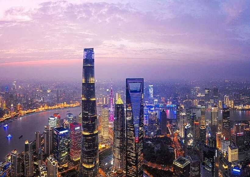 4-Hour Shanghai City Private Tour by German-Speaking Guide - Logistics: transport, walking time, and planning for food and tickets
