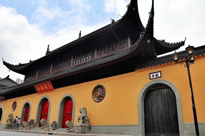 4-Hour Shanghai Highlight Tour: Yu Garden and Jade Buddha Temple - The Private Guide Effect: Mary’s Background + Photo Tips