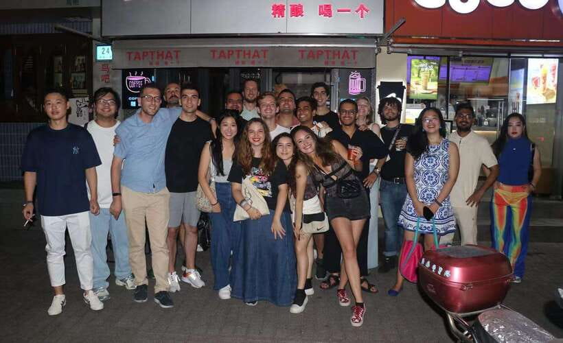 4-Hour Shanghai Pub Crawl (bars & nightclub hopping) - Key Things You’ll Notice Right Away