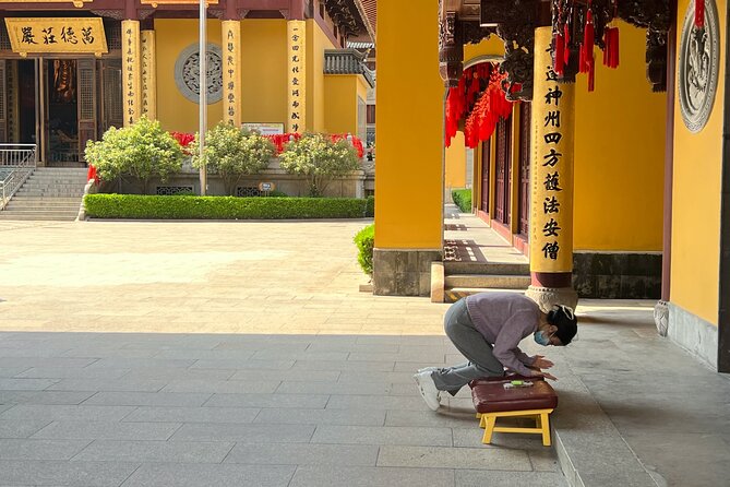 4-Hr Shanghai Tour: Food, Culture, Sightseeing, Cycling, Ferry - Key Highlights You’ll Feel in This 4-Hour Route