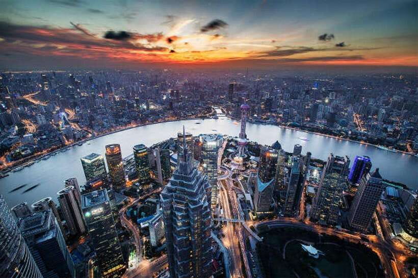 All Inclusive Shanghai City Tour by German-Speaking Guide - Yu Garden’s Qing-Dynasty Courtyards and Lucky Nine Zigzags