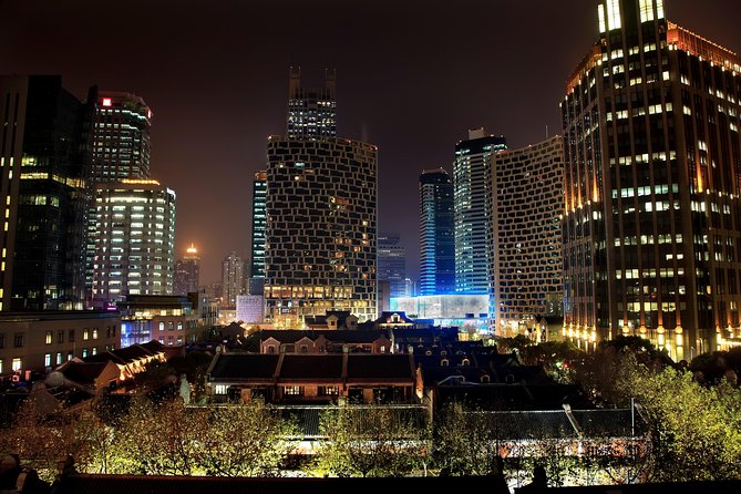 Coach Day Tour: Classic and Modern Shanghai with Lunch - Pearl City Market: Sea Pearls, Shopping Pace, and What to Expect