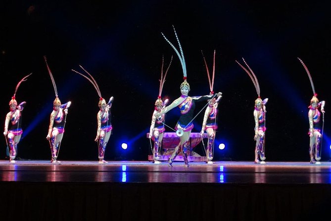 Din Tai Fung Dinner Experience and Acrobatics Show in Shanghai - Key Points at a Glance