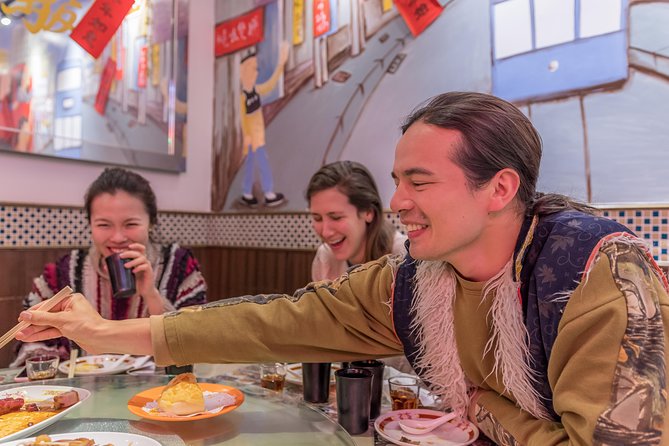 Eat Like A Local: Shanghai Night Food Tour - Your guide matters: what the best guides do on this route
