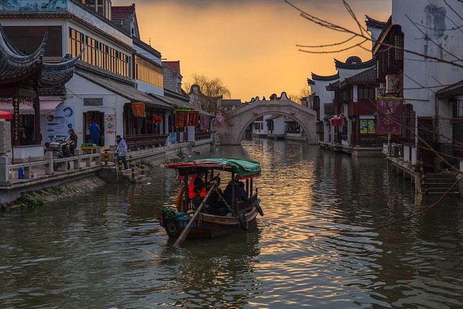Half Day Private Tour to Zhaojialou Ancient Town with Lunch and Boat Ride - Why Zhaojialou feels like a different Shanghai