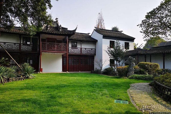 Half-Day Private Zhujiajiao Water Town Tour with Boat Ride from Shanghai - Why Zhujiajiao is such a smart half-day from Shanghai