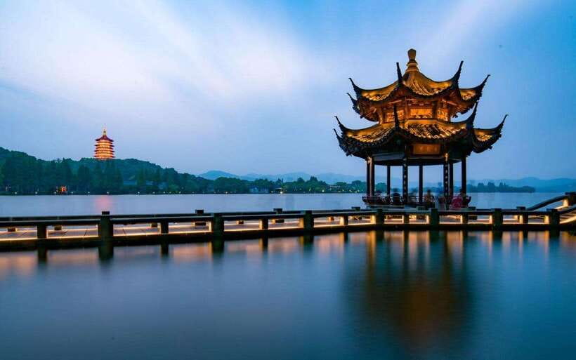 Hangzhou Private Day Trip by Bullet Train from Shanghai - Bullet Train Day Trip: Fast Start, Practical Flow
