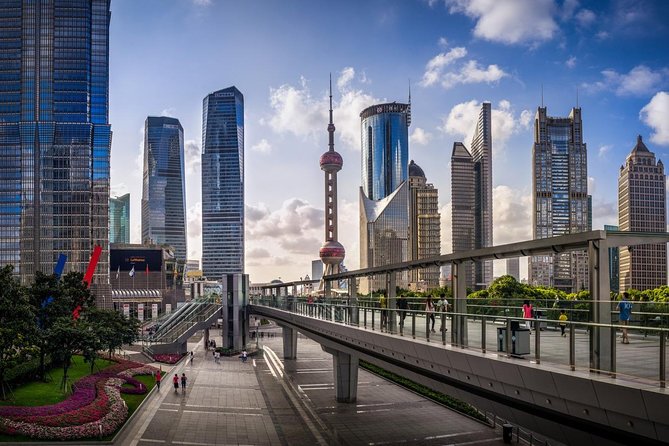 Private Arrival Transfer from Pudong Airport to Shanghai City Hotel - Should You Book This Private Arrival Transfer?