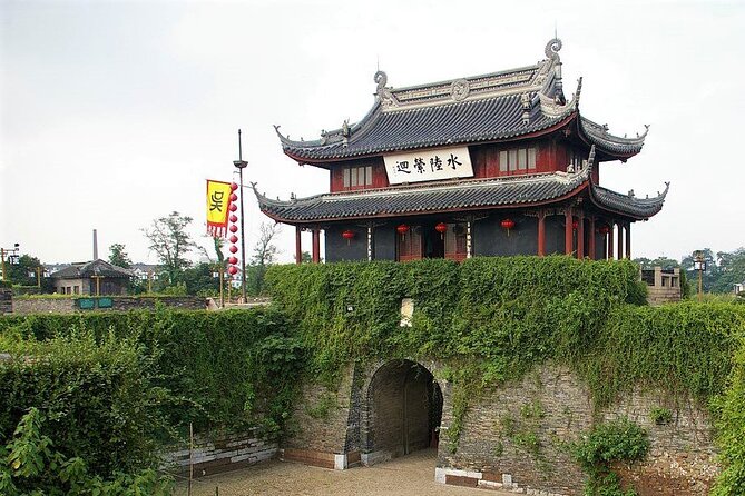 Private Day Tour: Suzhou Incredible Highlights from Shanghai by Car or Train - Panmen Gate: A Moat-And-Wall Stop That Feels Like Southern Great Wall