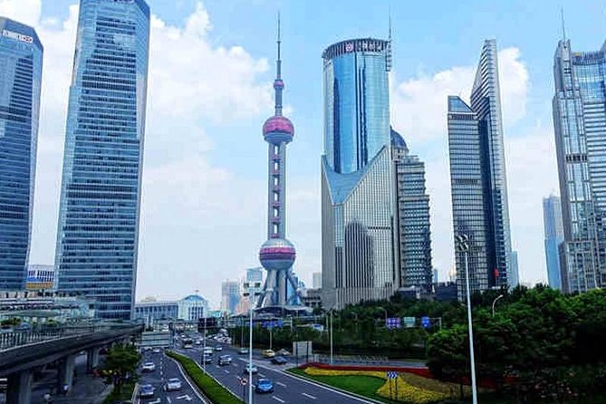 Private Departure Transfer from Shanghai City Center to Pudong Int'l Airport - Pickup Timing: How the Driver Finds You (and When)