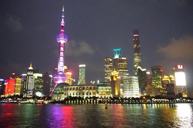 Private Evening Tour: VIP Huangpu River Cruise and Shanghai Lights - Private pickup and a guide who keeps the night flowing