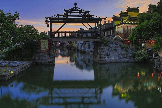 Private Flexible Suzhou City Tour with Tongli or Zhouzhuang Water Town Options - Should you book this Suzhou & water town private tour?
