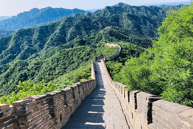 Private Mutianyu Great Wall Tour with Bullet Train Experience - Shanghai 5:45am Logistics: The Bullet Train Win
