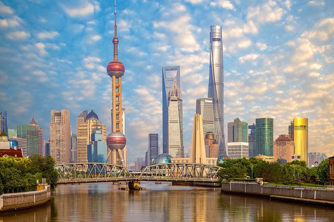 Private Shanghai Day Tour: Shanghai Museum, Yu Garden, Bund, Huangpu Cruise - Yuyuan Old Street: shop lanes with an older Shanghai feel