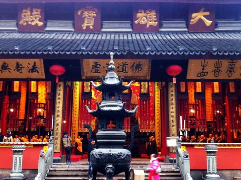 Private Shanghai Full Day City Tour with Old &New Highlights - Tips to get the most from your guide (and the day)