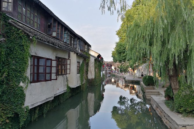 Private Suzhou and Zhouzhuang or Tongli Tour from Shanghai - Morning in Suzhou: Humble Administrator’s Garden and the Calm-Core of the Day