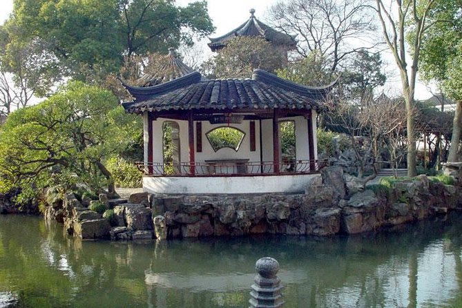 Private Suzhou Day Tour from Shanghai to Classical Gardens and Tongli Water Town - Tongli Water Town: canals at a slower pace