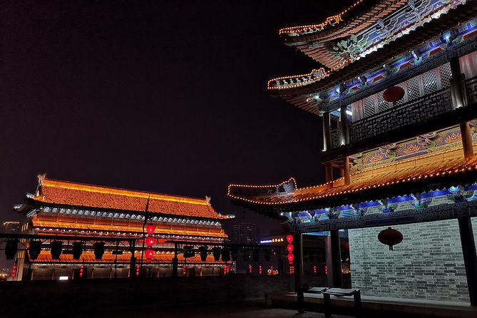 Private Tour: 2-Day/3-Day Xi'an Round-Trip from Shanghai by Air - Xi’an City Wall: A Classic Walk Break After the Heavy Lifting