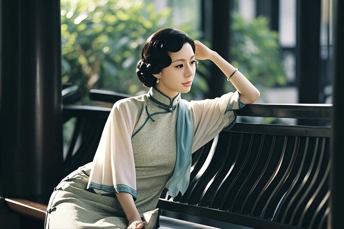 Private Zhujiajiao Watertown Photoshoot Tour - Hanfu, Tang, or Qing-style outfit plus traditional makeup