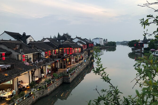 Private Zhujiajiao Watertown Photoshoot Tour - Private tour flow with hotel pickup (and why the timing helps)
