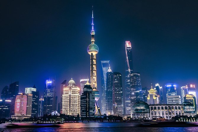 Shanghai Authentic Dinner and Night River Cruise with Rooftop Bar Hopping Option - Why this Shanghai night combo fits real travel plans