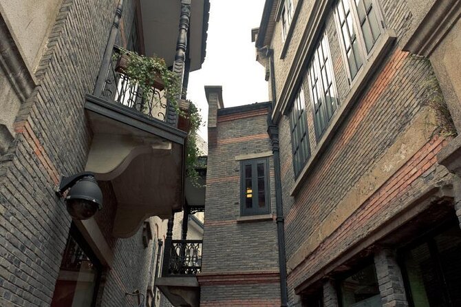 Shanghai craft beer tour with local food tastings - Where this tour fits in Shanghai (and why it works)