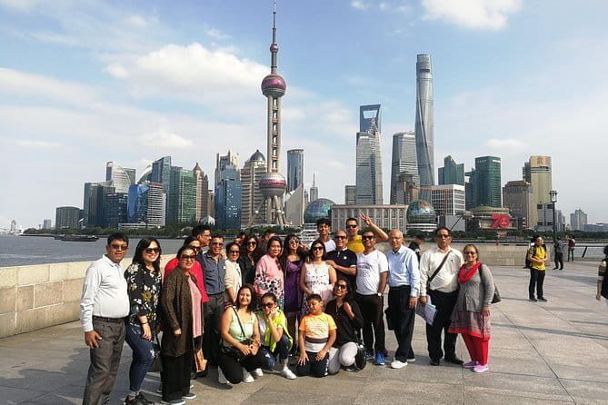 shanghai Disney+shanghai one day city highlights tour (two days) - Day 1 in Shanghai Disneyland: hands-on guidance inside the park