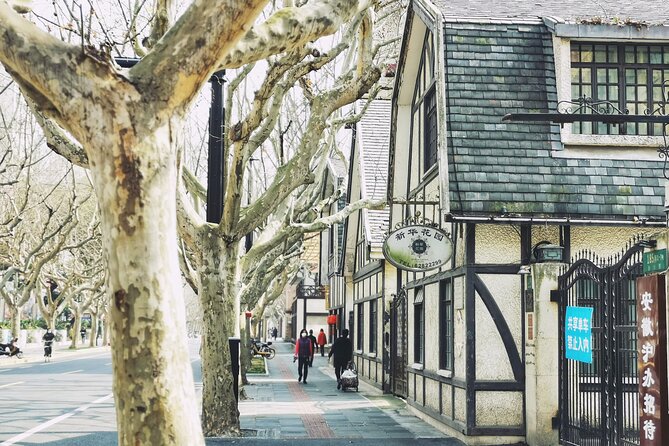 Shanghai French Concession Walking Tour-Tip Based - Stop 1: Okura Garden Hotel Shanghai and the Former French Club