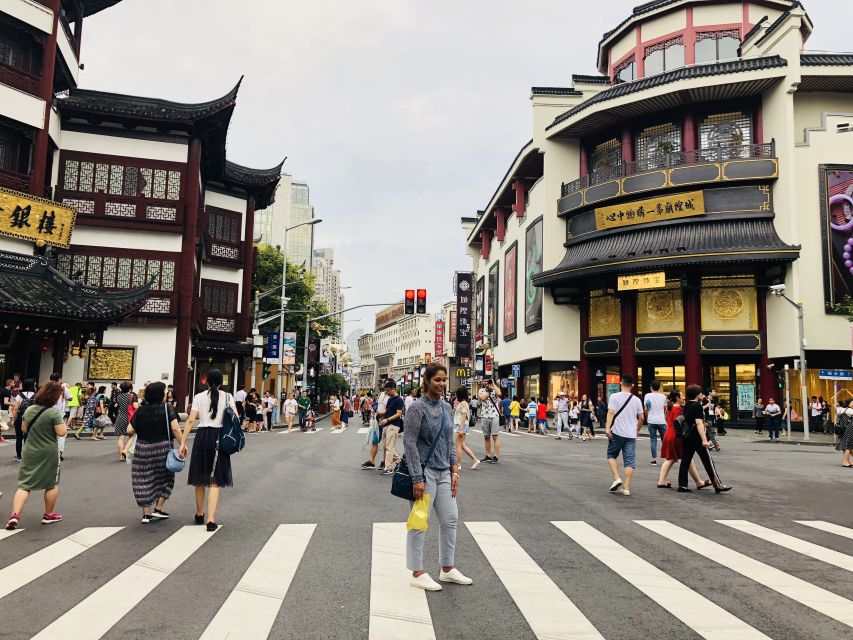 Shanghai in 5 Hours: River Cruise, Shanghai Tower & Dining - Yuyuan Bazaar: Ming-and-Qing Streets and Snack Time