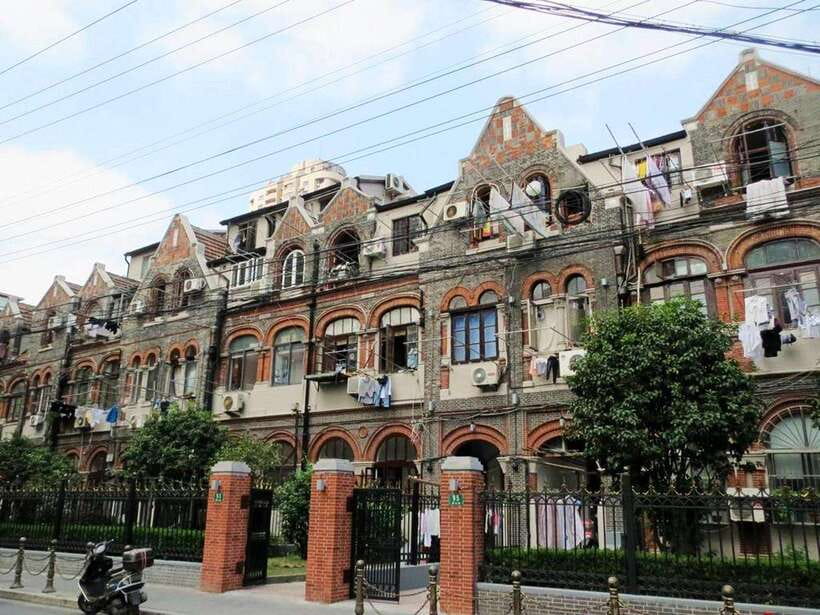 Shanghai: Jewish Ghetto and Shanghai Bund Private Tour - Old Alleys, JDC Center, and Refugee-Era Houses