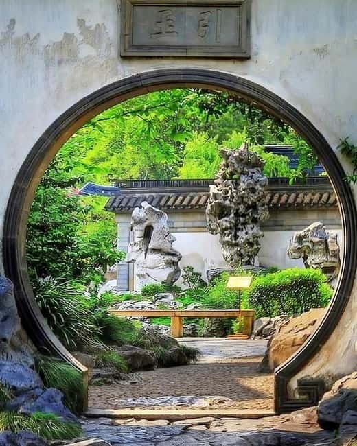 Shanghai: Jing'an Temple, Yu Garden, and Bazaar Private Tour - Key Things That Make This Tour Worth It