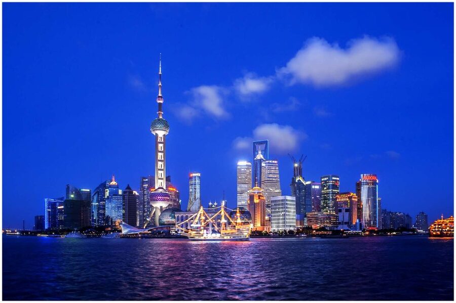 Shanghai: Night River Cruise Tour with Xinjiang Style Dining - On the water: what you see from the top deck