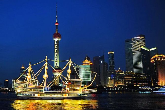 Shanghai Night River Cruise VIP Seating with Private Transfer and Dinner Option - The skyline hour: Bund classics and Pudong’s giants