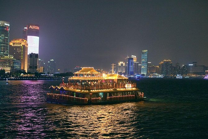 Shanghai Private Night Tour with Huangpu River Cruise, the Bund and Xintiandi - The Bund at night (Wai Tan): classic skyline, quick walk, good photos