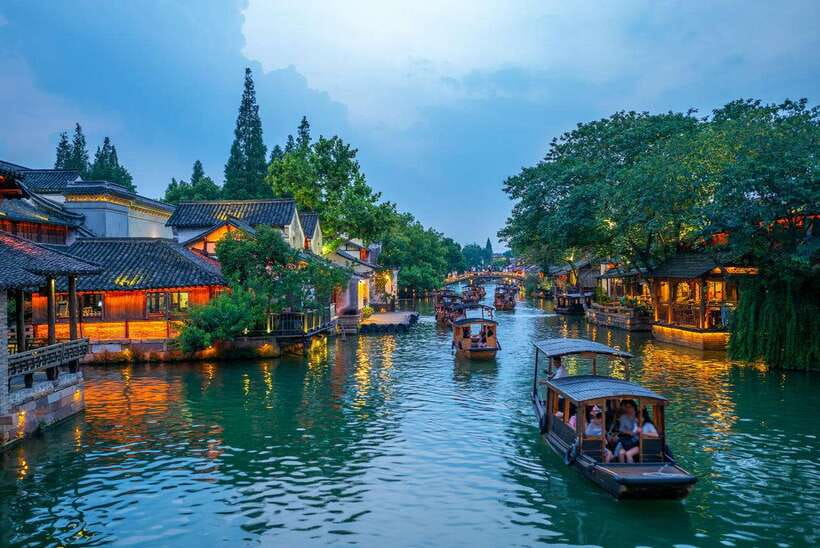 Shanghai: Private Shanghai & Zhujiajiao Tour with Lunch - Key highlights worth planning around