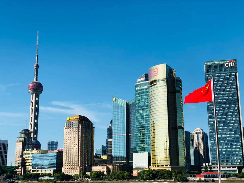Shanghai: Private Shanghai & Zhujiajiao Tour with Lunch - Shanghai Tower: the 360-degree finish that makes the long day feel worth it