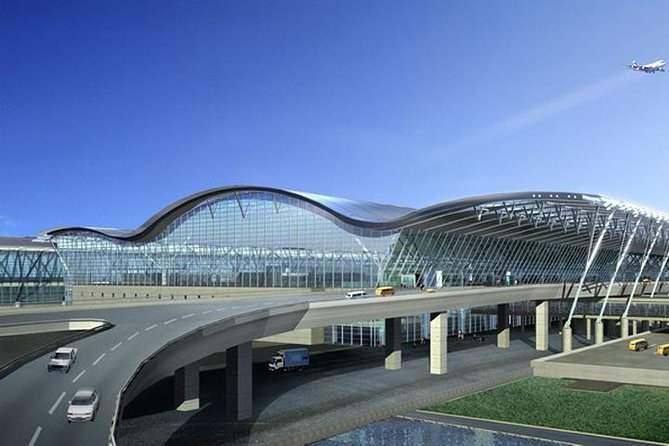 Shanghai Pudong airport transfer to Disneyland:Private with Meet & Great service - Meet & Great at Pudong: How You Find the Driver in Real Time