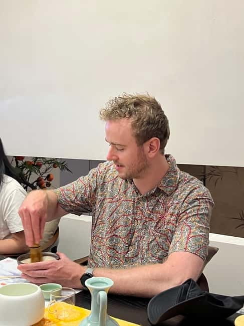 Shanghai: Song Dynasty Tea Ceremony Experience - Time, price, and group vibe in real life