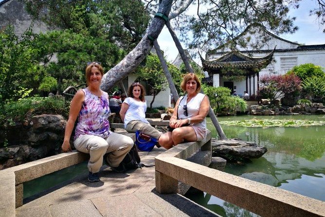 Shanghai: Top 5 Highlights All Inclusive Private Day Tour - A private eight-hour loop through the real Shanghai