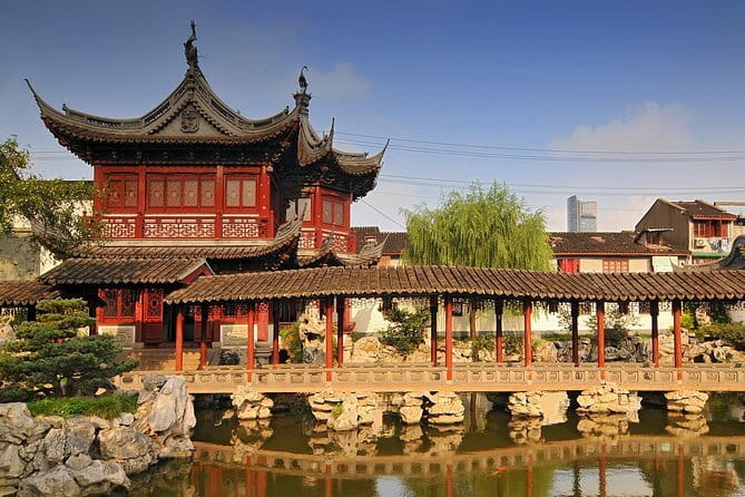 Shanghai Yu Garden Admission Ticket - Yu Garden at a Glance: a calm pocket in the middle of Shanghai