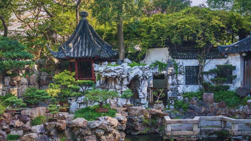 Shanghai: Yu Garden Entry Ticket with PDF Guidebook - Your 3-Hour Self-Guided Route: Jade Rock to Nine-Lion Study