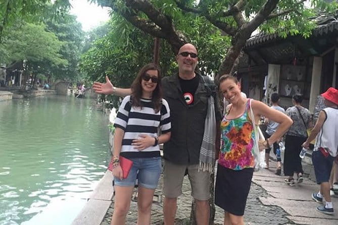Shanghai Yu Garden, The Bund & Zhujiajao Water Town Bus Tour - Yu Garden, Old Street, and the Bund in one efficient day