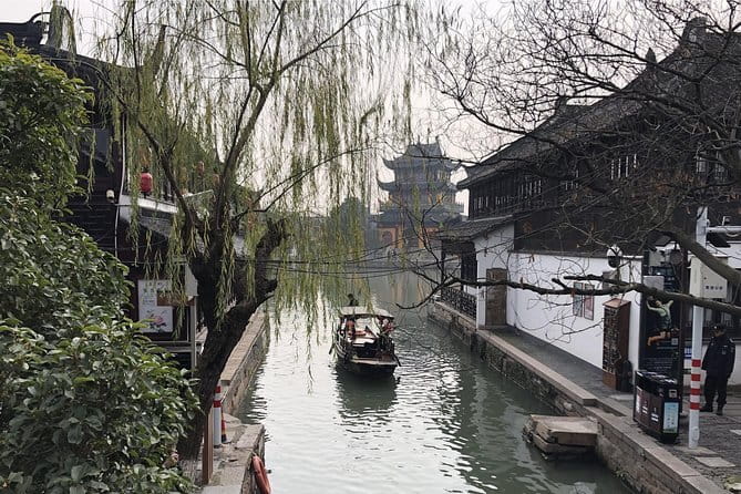 Shanghai Yu Garden, The Bund & Zhujiajao Water Town Bus Tour - Bund night magic: skyline lights and an easy photo finish