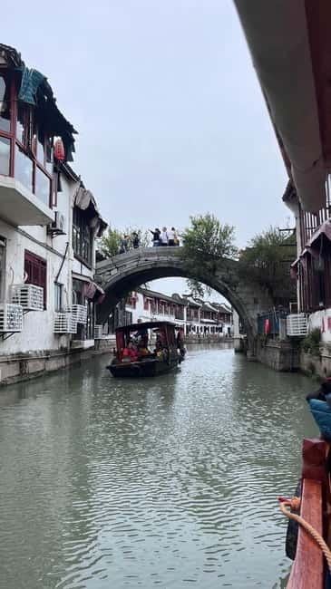 Shanghai: Zhujiajiao Water Town with Calligraphy Experience - Zhujiajiao’s Canal Lanes and Stone Bridges