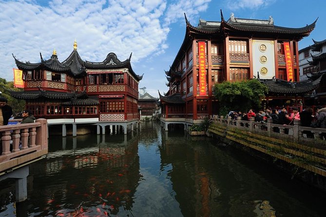 Small group: Shanghai Private tour with Zhujiajiao Water Town and Shanghai Tower - A smart first-timer route through Shanghai’s contrasts
