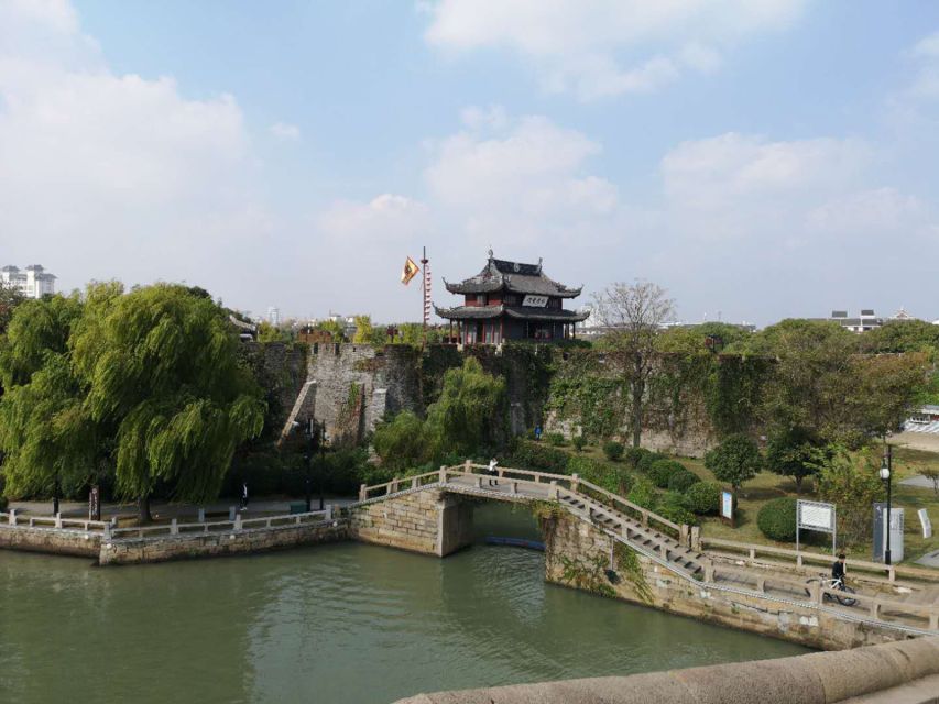 Su Zhou and Zhou Zhuang Water Village Day Tour - Should you book it?